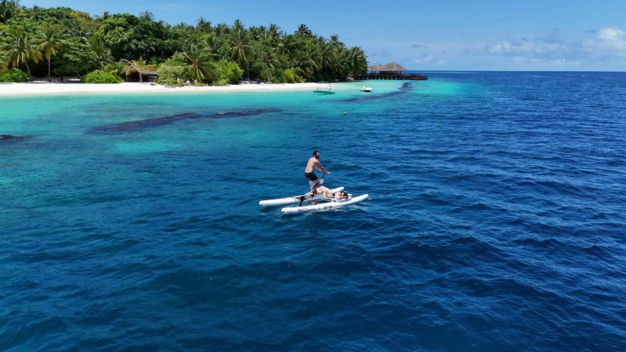 Coco Bodu Hithi - 50 Percent Off Shared Roundtrip Speedboat For Stays From 1 May To September 2025 Bagian luar foto Stand Up Paddle Boarding in Maldives